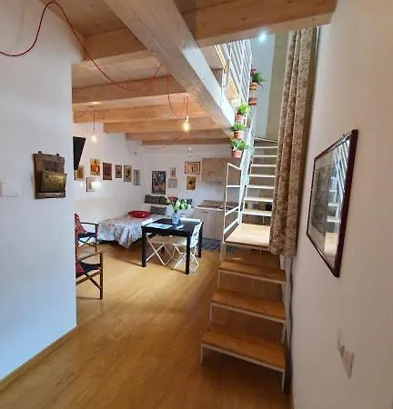 Arco Della Neve 게스트하우스 3*