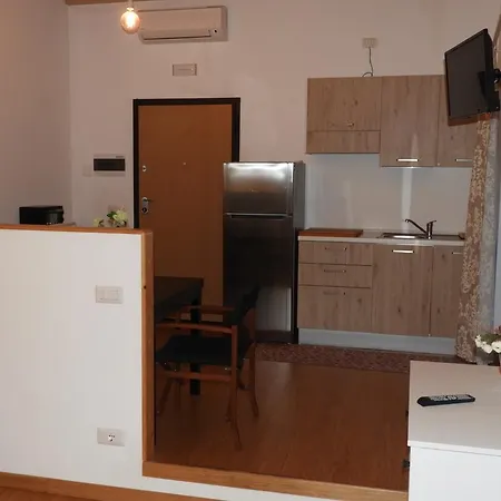 Arco Della Neve 바리