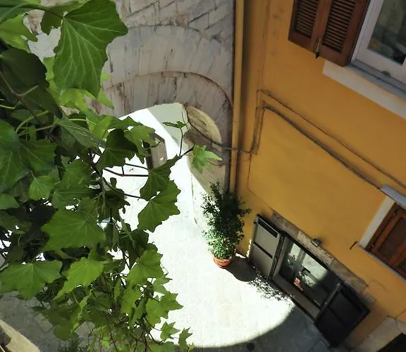 Arco Della Neve 招待所 3*